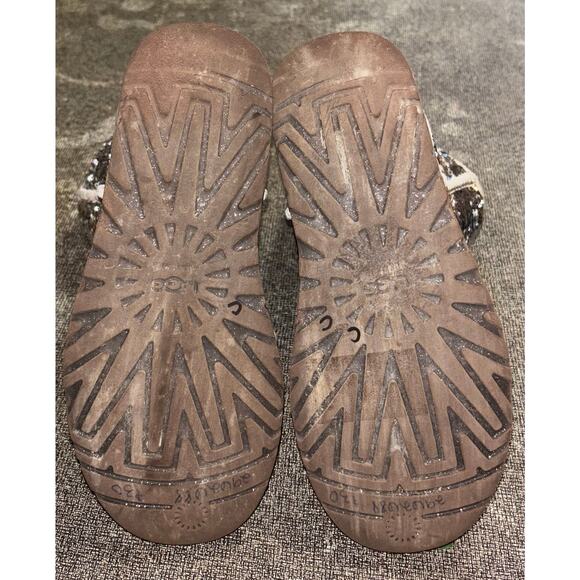 UGG Boots Reversible sequins Gold Bronze women’s size 6 - Picture 7 of 7